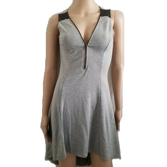 Monteau Dresses & Skirts - Monteau Women's Knit Gray Fit & Flow Dress Small